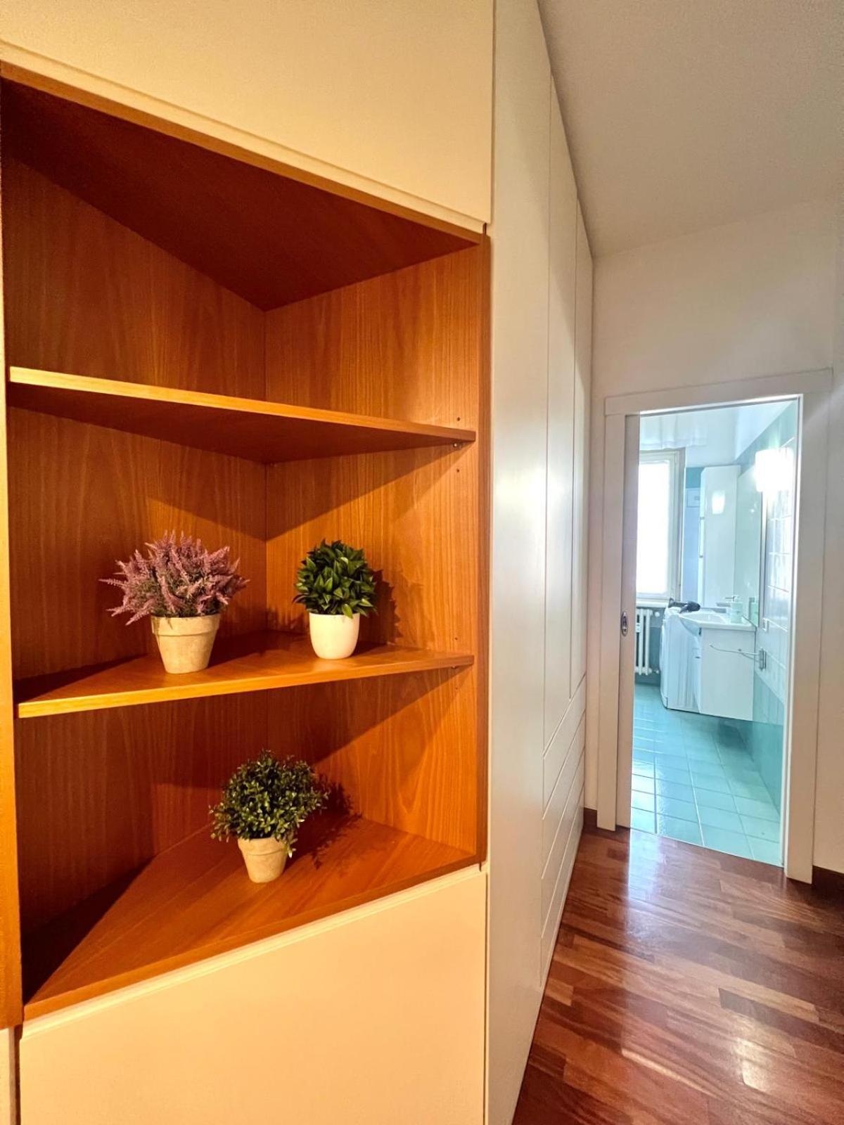 Duomo-Fiera Mi Kheda House With Self Check In Apartment Milan Bagian luar foto